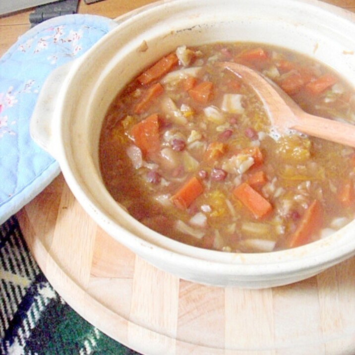 小豆とかぼちゃ、野菜の塩だけ優しいスープ。